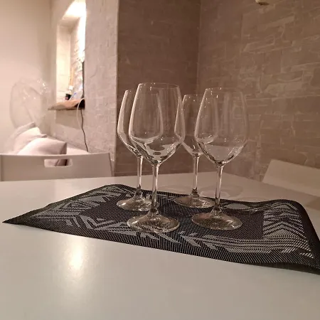 Toledo 27, A Due Passi Da Piazza Del Plebiscito Nápoly