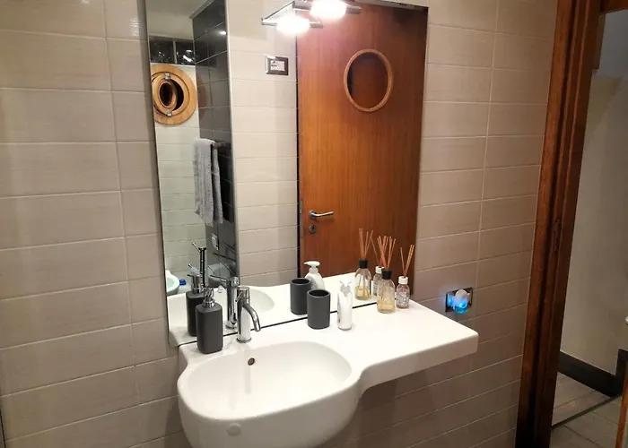 Toledo 27, A Due Passi Da Piazza Del Plebiscito נאפולי